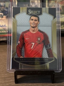 Cristiano Ronaldo #1 Portugal 2016-17 Panini Select Soccer Euro 2016 - Picture 1 of 2