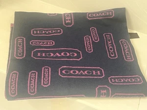 Coach Schal 174cm 68′′ 33cm 12′′ Rechteck Viskose Logo lila marine wendbar - Bild 1 von 5