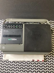 Vintage GE radio cassette 3-5264A - Picture 1 of 16
