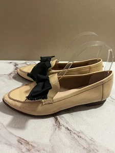 KATE SPADE NEW YORK Cosetta Too Pointed Toe Bow Loafers Size 6 M Patent Leather - Picture 1 of 9