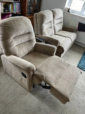 3-Piece Recliner Sofa Set, 1x Double Recliner, 1x Single Recliner, 1x Armchair - Image 1 of 4