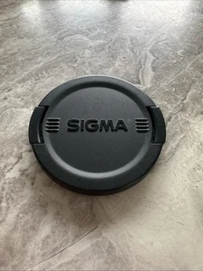 Sigma 62mm Edge Pinch Front Lens Cap Genuine - Picture 1 of 2