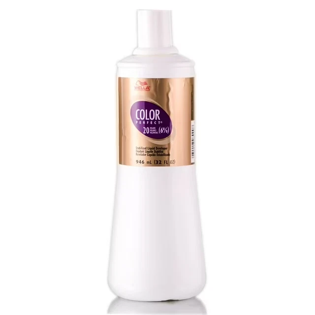 Desarrollador líquido estabilizado perfecto Wella Color - 20 vol (6%) - 32 oz Foto 1 de 1