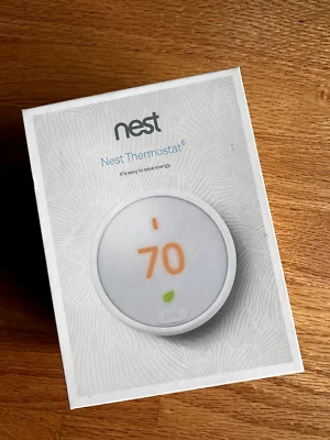 Nest T4000ES Programmable Thermostat - White - DISPLAY ONLY - Image 1 of 4