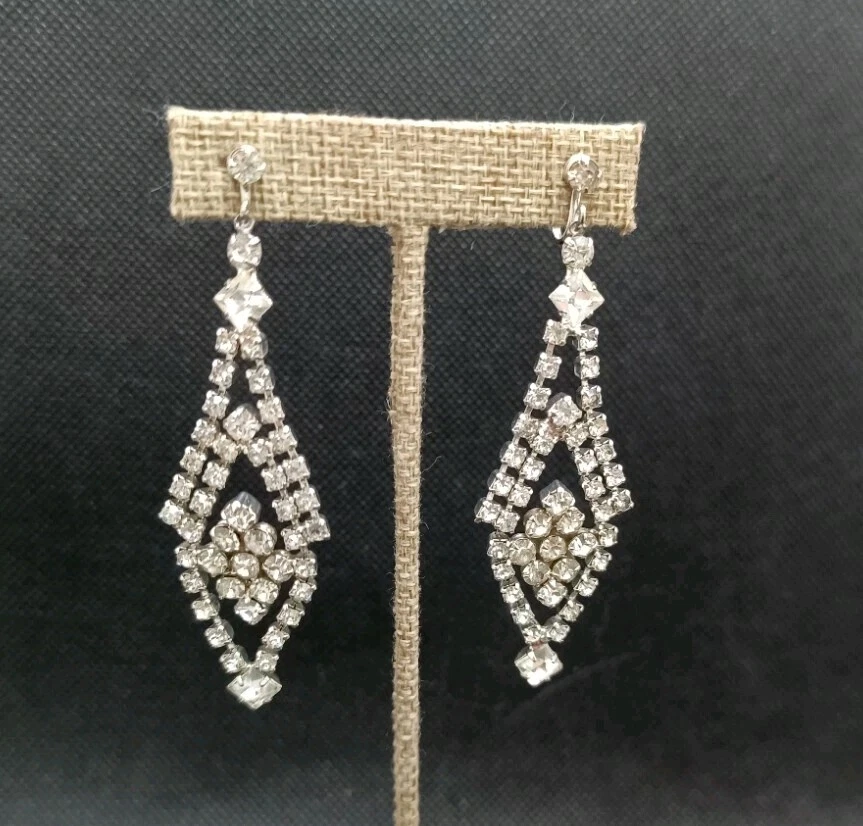 Cut Crystal Dangle Vintage Earrings Silver Tone 1940's Retro Unsigned Screw Back - Image 1 of 4