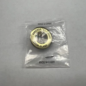 Oficial Pokémon JCC Liga Pin Gimnasio Insignia Nido Bola Boon Island 2004 - Imagen 1 de 1
