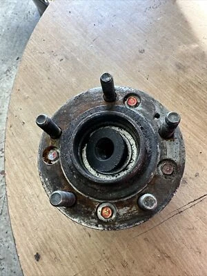 Cubo de rodamiento ABS para rueda trasera mitsubishi FTO - Imagen 1 de 4