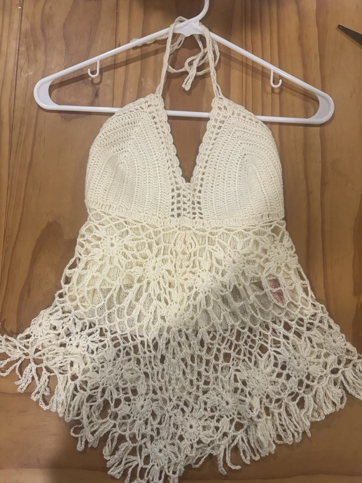 Top halter hecho a mano rosa gitana Foto 1 de 4