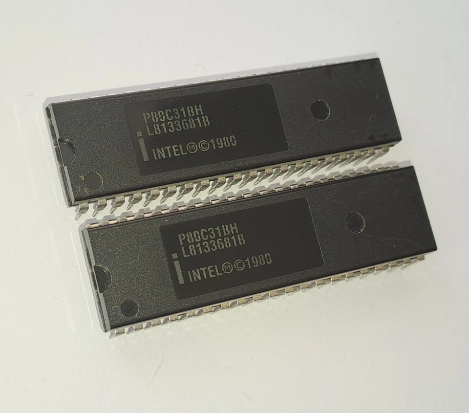 2 Stk Intel P80C31BH - DIP40, 8031 80C31 - Bild 1 von 1