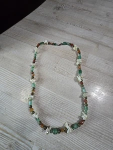 Collana Vintage Boho Perline Agata Verde, Pietra Marrone Ambra e Conchiglia - Foto 1 di 5