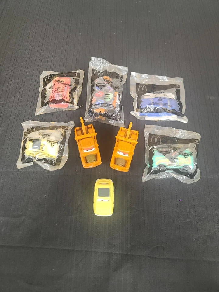 Coches de película McDonalds Disney Pixar X5 nuevos en paquete X3 artículos adicionales coleccionables Foto 1 de 4