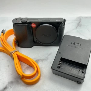 Cámara Leica T tipo 701 con cargador usada EX - Imagen 1 de 7