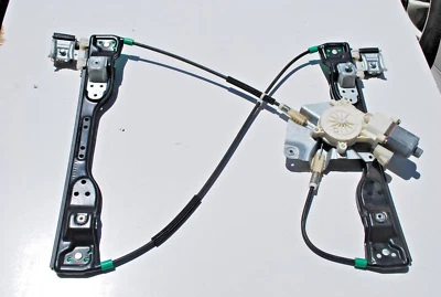 06-10 HUMMER H3 LEFT DRIVER COMPLETE WINDOW REGULATOR MOTOR OEM USED - Image 1 of 4