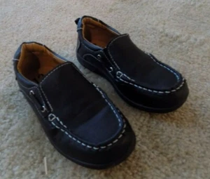New Girls Youth Size 12 Shoe Box Navy Blue Shoes  - Picture 1 of 3
