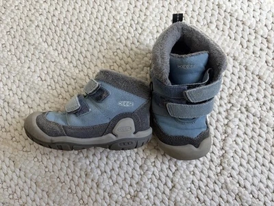 KEEN little kid Winter Boots Knotch Chukka Mid Height Insulated Good size 9 Blue - Image 1 of 4