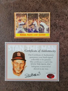 1962 Topps Stan Musial #317 sticker - Authentic Autograph - St. Louis Cardinals - Picture 1 of 5