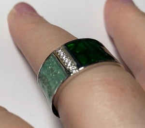 Ring Unisex Silver with Green Enamel Costume Size 10 - Picture 1 of 4