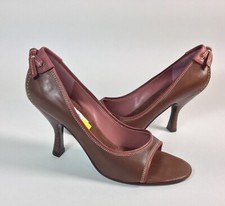 enzo angiolini kailee