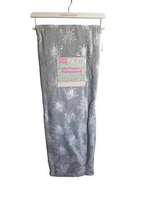 Decorative Throw Blanket Gray White Bee Pattern 60x70 Kids Room Cozy - Image 1 of 4