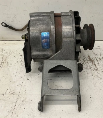 Alternador BMW E30 Serie 3 1988 - 1991 316i 318i M40 12V 65A Bosch 120488183184 Foto 1 de 4