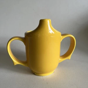 Dignity by Wade 2 Handle Cup Ceramic Green With Spout - Picture 1 of 7