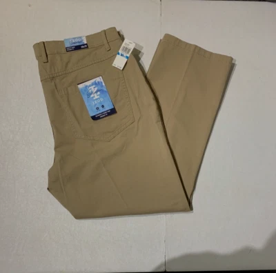NUEVO CON ETIQUETAS IZOD Pantalón Chino Elástico Calce Recto Agua Salada 5 Bolsillos Caqui Para Hombre Todas las Tallas Foto 1 de 4