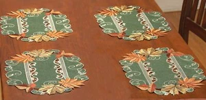 Fall Autumn Harvest Leaf Design Table Placemat Set of 4 - Picture 1 of 2