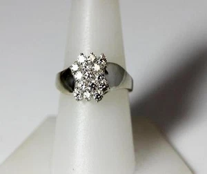 Hermoso anillo de racimo talla 8 - 10276 - Imagen 1 de 4