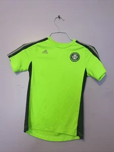 Biys Adidas Soccer Size 6 Green Shirt  - Picture 1 of 1