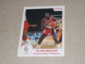1985 Star Clyde Drexler Rookie Card #165 Rare! Very Nice Condition! HOF L72