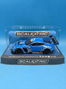 Scalextric C3718 Aston Martin Vantage GT3 Daytona 24h 2015 No.007 - Picture 1 of 5
