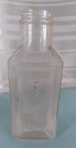 Vintage Gebhardt Eagle Chili Powder Embossed Clear Glass Bottle Empty - Picture 1 of 6