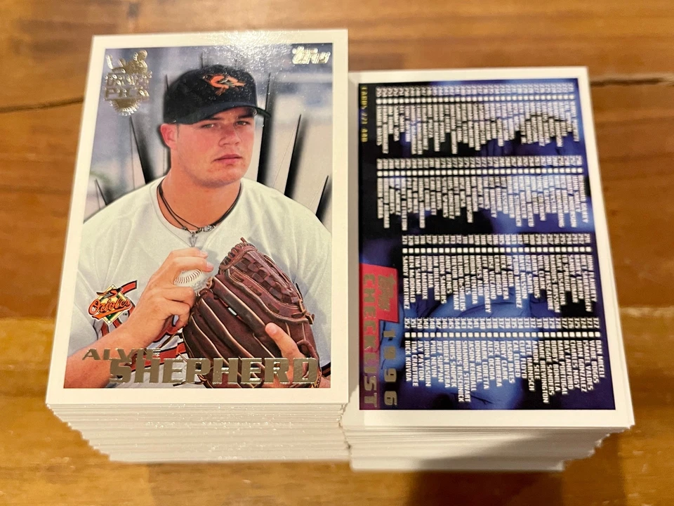 1996 Topps Baseball Cards 1-250 (NM) - You Pick - Complete Your Set - Image 1 of 1