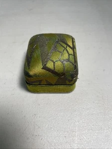 Farrington Jewelry Ring Box Olive Green Velvet Lining 70’s Retro Geometric Funky - Picture 1 of 10
