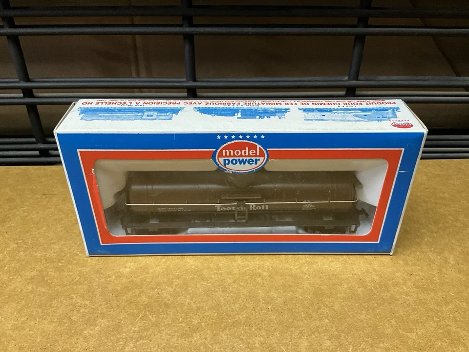 Model Power HO Scale Tootsie Roll Tank Car (NIB) - Image 1 of 1
