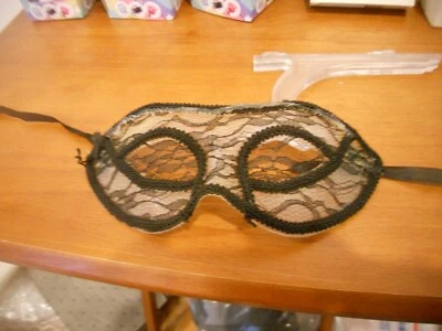 Black Lace Venetian Masquerade Mask Party Prom Mardi Gras Halloween Costume - Image 1 of 4