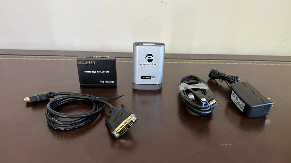 Epiphan DVI2USB 3.0 USB Video Grabber With ViewHD HDMI 1x2 Splitter - Image 1 of 4