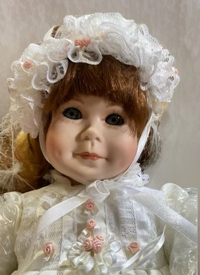 Muñeca de porcelana para niños pequeños Beverly Parker de World Gallery, Kelly #1233/5000 nueva en caja ~ certificado de autenticidad Foto 1 de 4