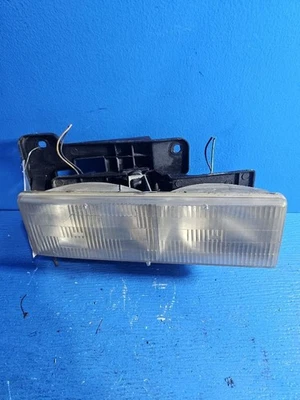 Faro conductor haz en I eje delantero solo se adapta a camioneta Chevrolet 3500 90-02 6551 Foto 1 de 4