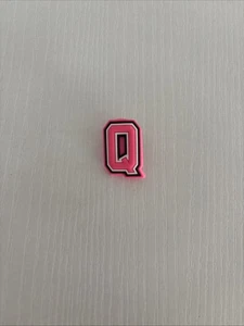 Dijes de zapatos LETRA del alfabeto rosa para cocodrilos “q” - Imagen 1 de 1