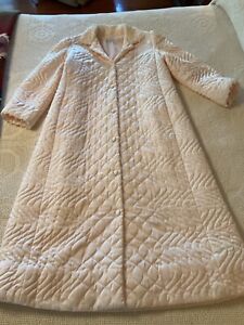 VTG Christian Dior Quilted Pink Large Button Up Women’s Robe
