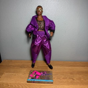 Vintage 1991 Mattel MC Hammer Puppe Kassette Kleidung Hammer Time Figur 12" Mattel - Bild 1 von 5