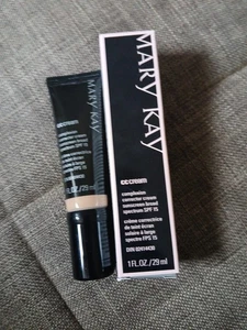 New Mary Kay CC Complexion Corrector Cream Sunscreen DEEP SPF 15 - Picture 1 of 1