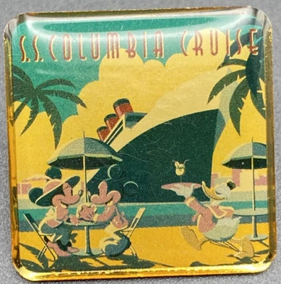 东京迪士尼日本唐老鸭服务米奇和米妮 S.S. 哥伦比亚邮轮徽章 — 第 1/2 张图片