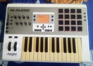 M-AUDIO Axiom AIR 25 Premium MIDI Keyboard, Pad Controller, Works Perfect - Picture 1 of 4