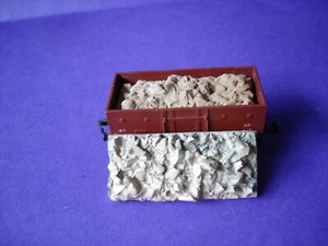 "LOOKS LIKE" HORNBY DUBLO 13 TON GREY AND BROWN MINERAL LOAD - Picture 1 of 1