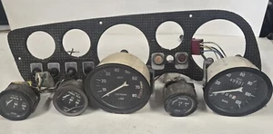 1970 Fiat 850 Spider Dashboard-Switches-Gauges-Barn#11 - Bild 1 von 17