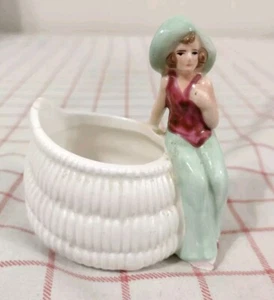 1979 A Company Of Friends Bathing Beauty On Shell Miniature Figurine White 3" H - Picture 1 of 7