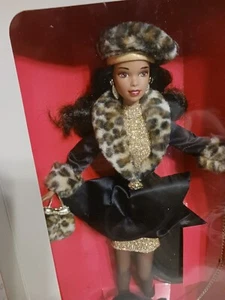 Limitierte Auflage Spiegel Shopping Chic Barbie Puppe mit Box (einige Regalabnutzung) - Bild 1 von 17