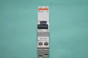 Disjoncteur unipolaire+neutre C6 B6 merlin gerin DT40 21009 - Picture 1 of 1